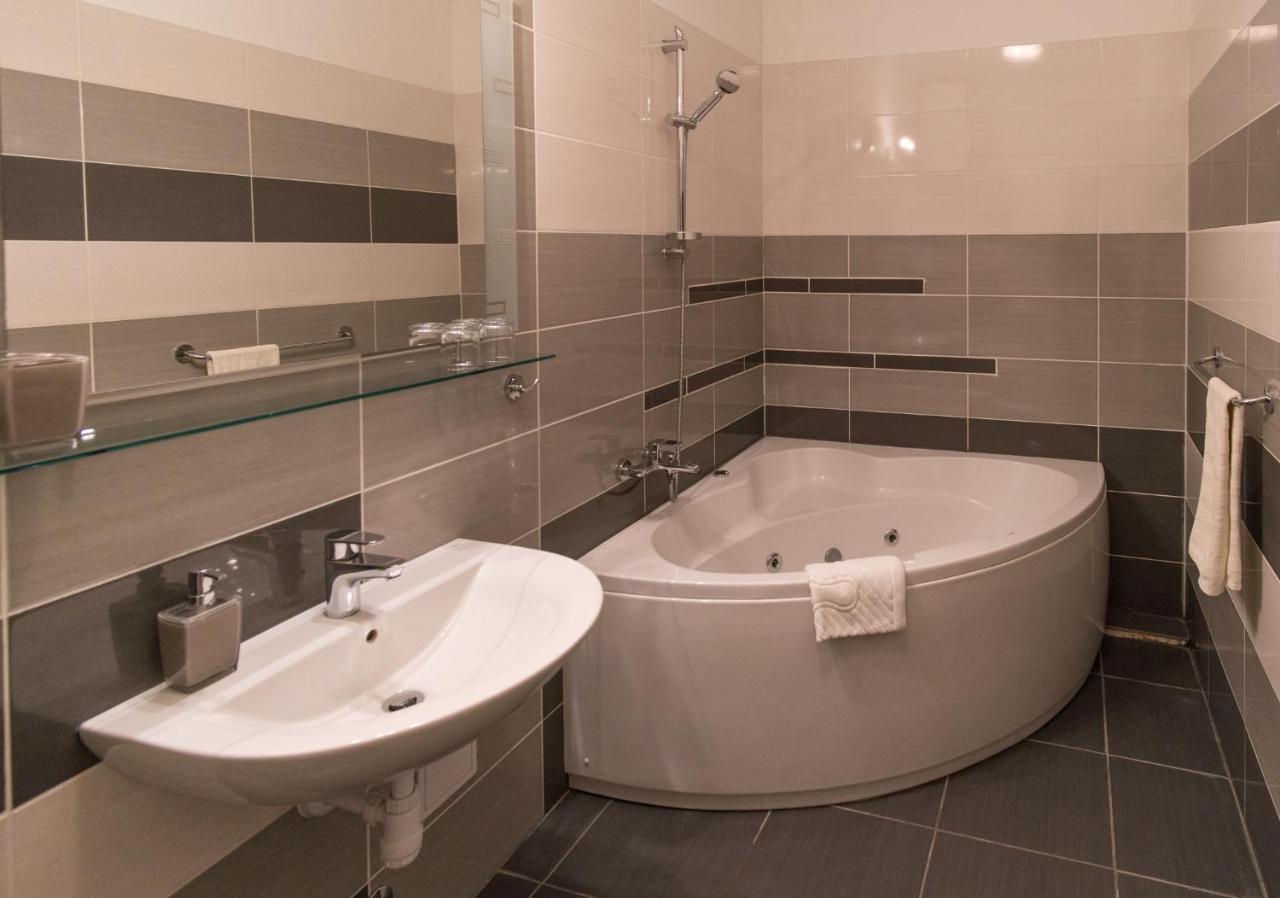Jr Luxury Guesthouse Split Eksteriør billede