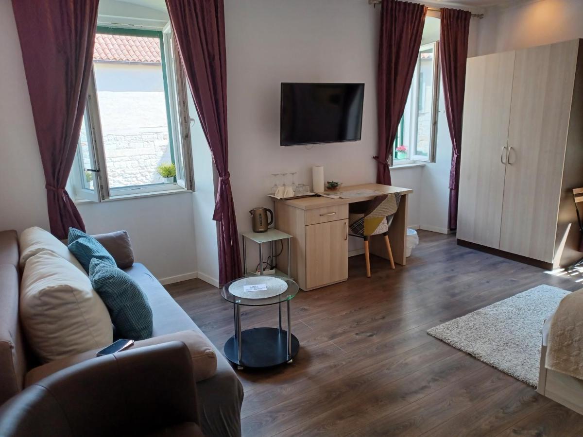 Jr Luxury Guesthouse Split Eksteriør billede